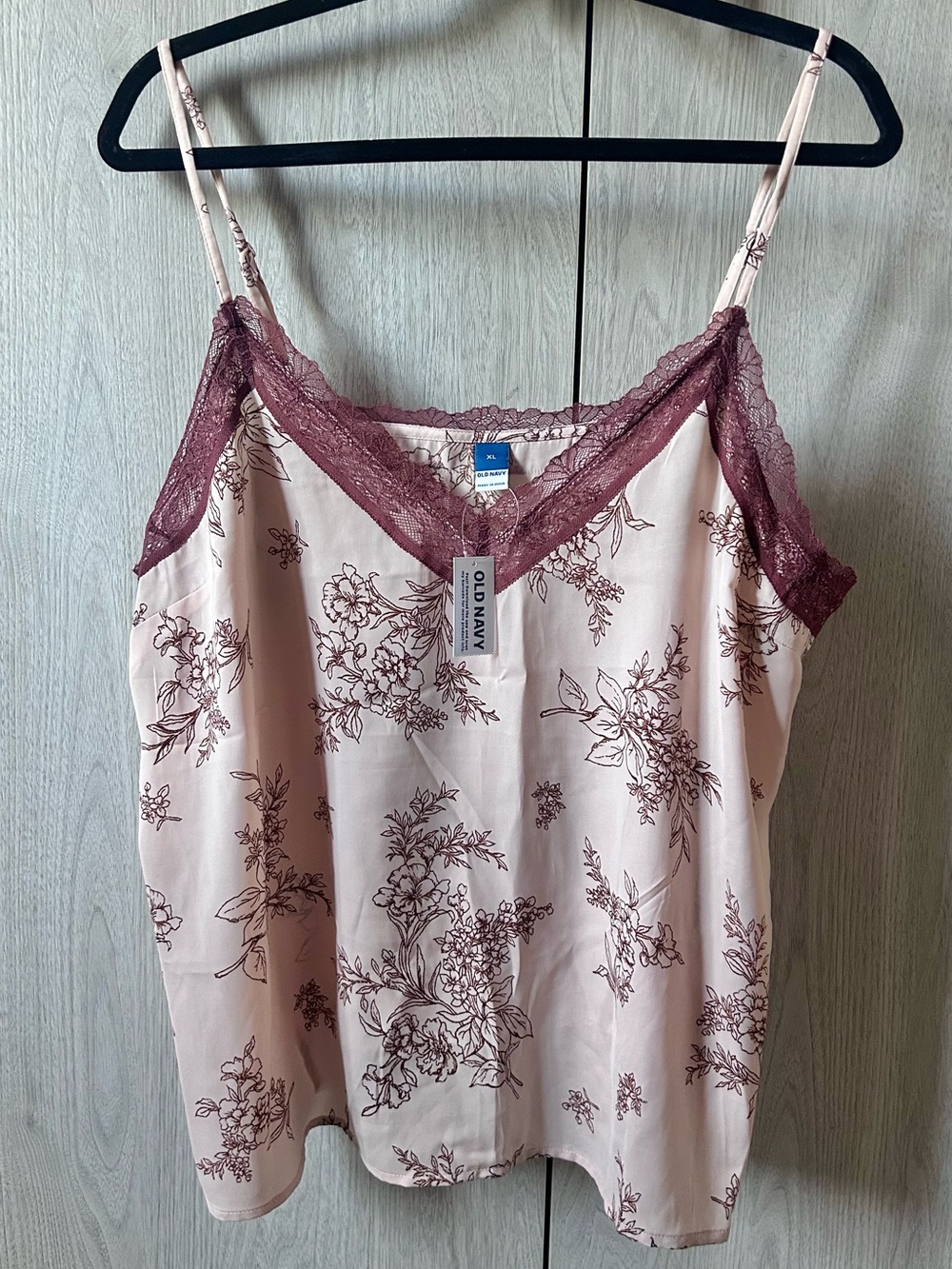 Old Navy Floral Satin Lace Trim Cami Top XL NWT